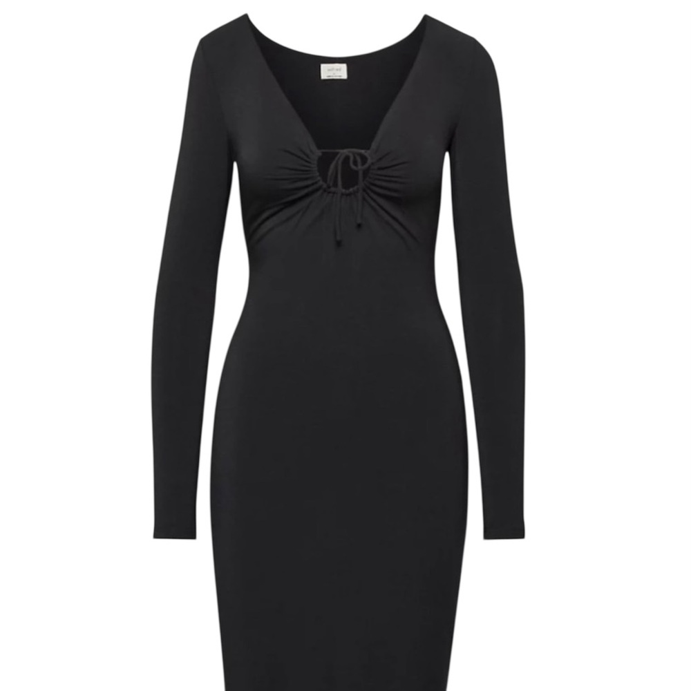 Aritzia Wilfred Chelsea Black V-neck Bodycon Midi Dress, size L